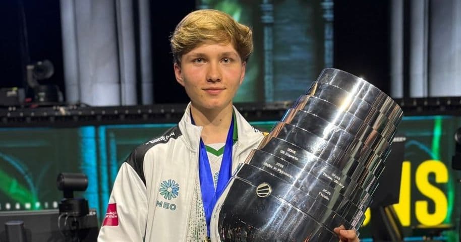 M0NESY и donk вошли в тройку лучших игроков 2026 года по версии Mauisnake после IEM Cologne Major 2026