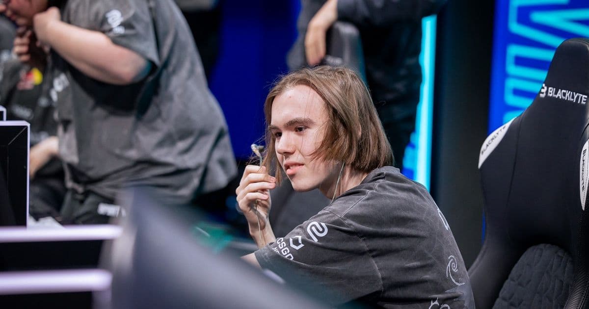 Donk обвинили в багоюзерстве на FACEIT