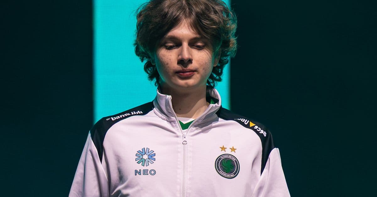 OhnePixel: «Kyousuke платят платят миллионы [долларов], karrigan — миллионы, NiKo — триллионы, m0NESY — миллиарды. TeSeS — минималку»
