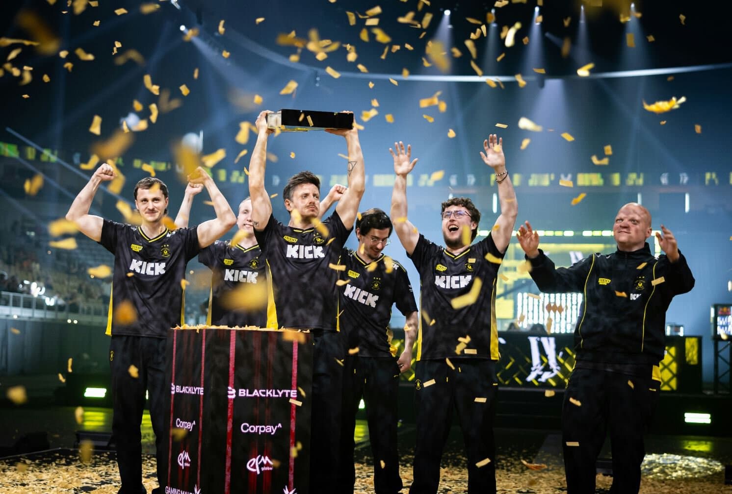 Vitality остается главным фаворитом на победу на IEM Cologne Major по версии BetBoom. Spirit – 2-я, BetBoom Team – 6-я