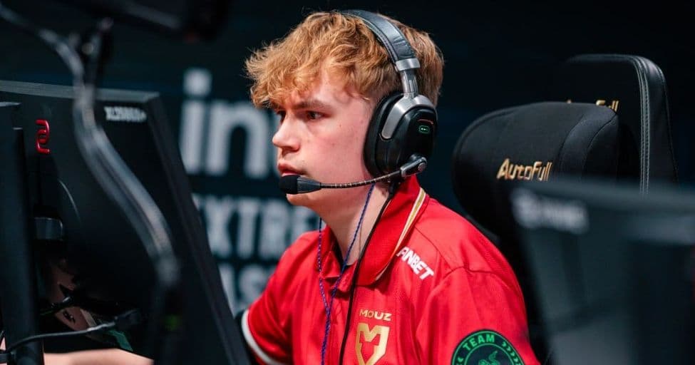 MOUZ против FUT Esports — ставки на матч CS2