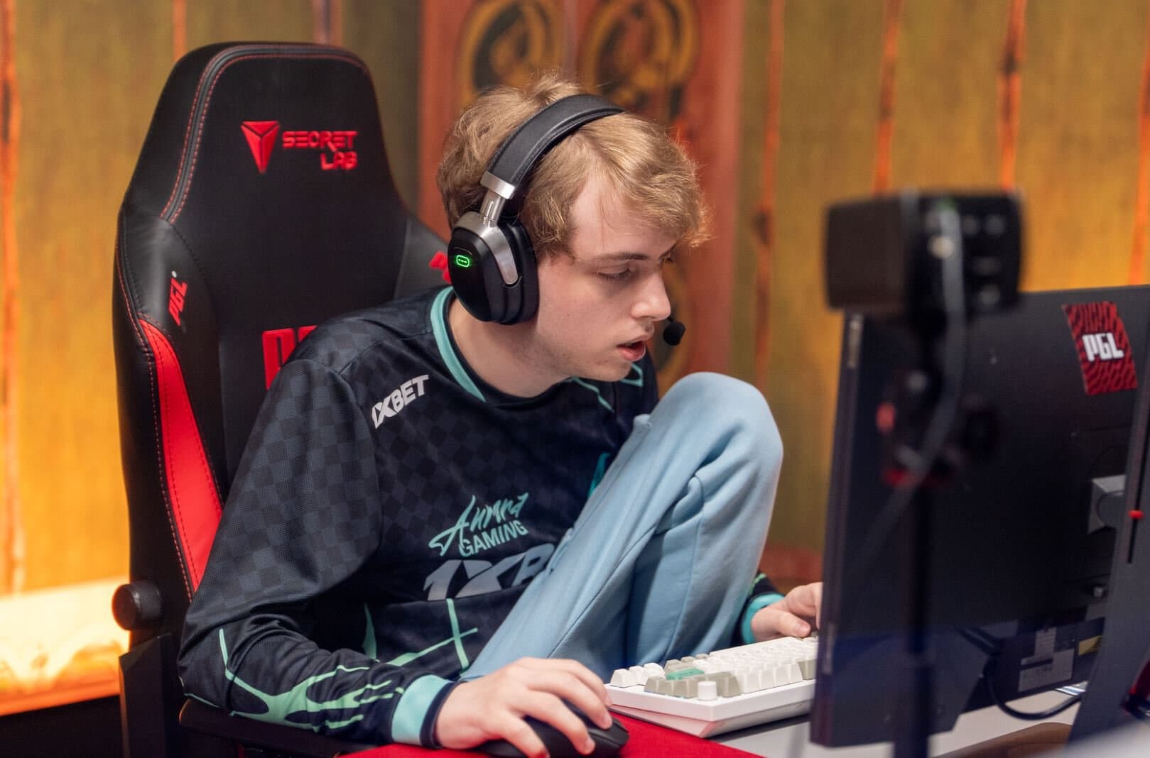 «Mode: M0nesy». Nightfall сменил ник в Стиме после 9-го проигранного гранд-финала на тир-1 подряд