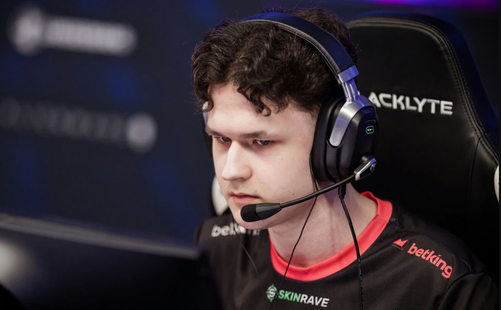 B8 выступает фаворитом матча с BIG Грикса на IEM Cologne Major по версии BetBoom. Tyloo – аутсайдер в серии с Legacy